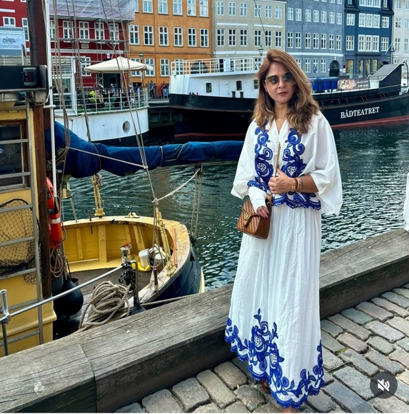 ZARA Skirt White and Blue Size XS and S - Picture 10 of 16